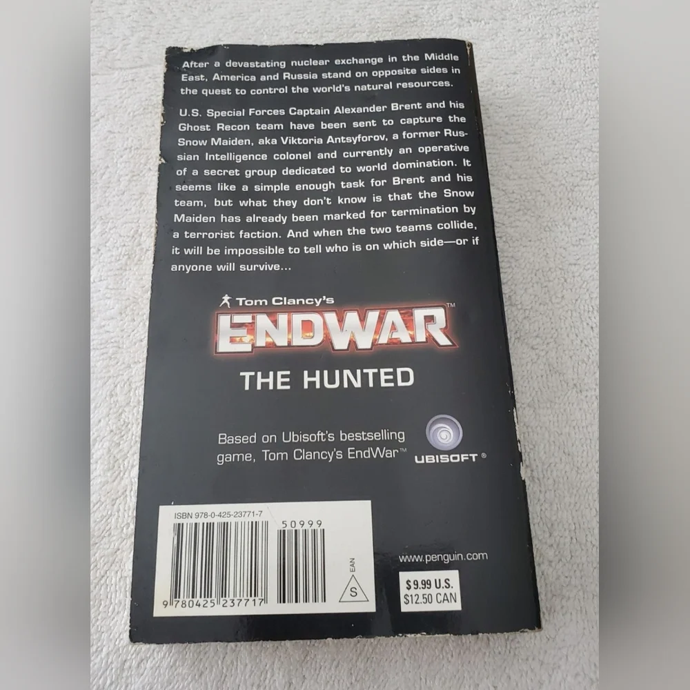 BOGO Tom Clancy's Endwar The Hunted Paperback Book